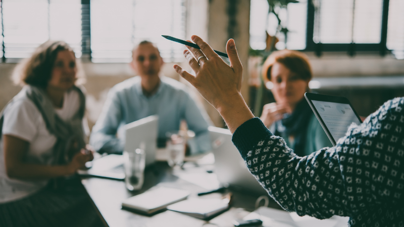 Como transformar reuniões em momentos produtivos por meio de rituais simples e úteis, com Alfredo Moreira Filho.