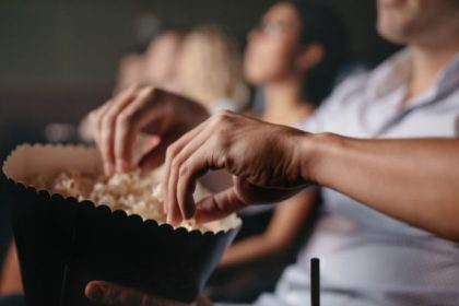 Professor de Filosofia Lança Filme Que Reflete Sobre Identidade e Tecnologia — Uma Nova Perspectiva Para Entender a Realidade Contemporânea