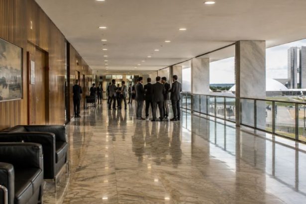 Política no Cinema: como filmes sobre Brasília ajudam a entender o poder no Brasil