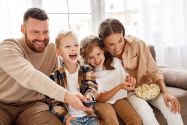 Filmes parecidos com Como Mágica conquistam o streaming com romance, fantasia e emoção